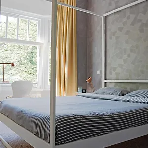 authentic-amsterdam-bed-and-breakfast-rai.zandvoort-hotels.com/